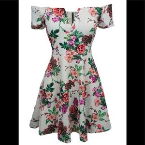 🌸 Ivory Off Shoulder Floral Dress 🌸